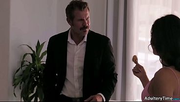 Nanny Kylie Rocket Seduces Married Man Jason Sarcinelli In Shower